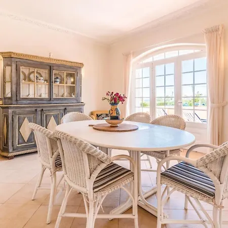 Appartamento Nice In Lagoa With 2 Bedrooms, Wifi And Outdoor Swimming Pool *