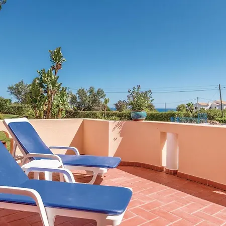 Nice In Lagoa With 2 Bedrooms, Wifi And Outdoor Swimming Pool Lagoa (Algarve)
